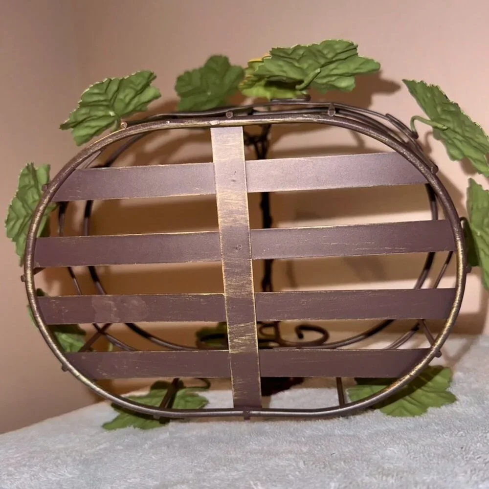 Vintage Green Leaves and Grapes Wire Basket s Wire Basket